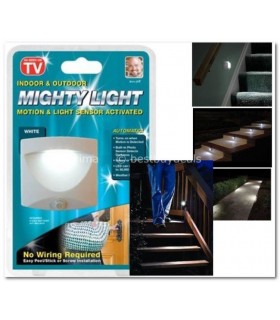 LED лампа с датчик за движение Mighty Light